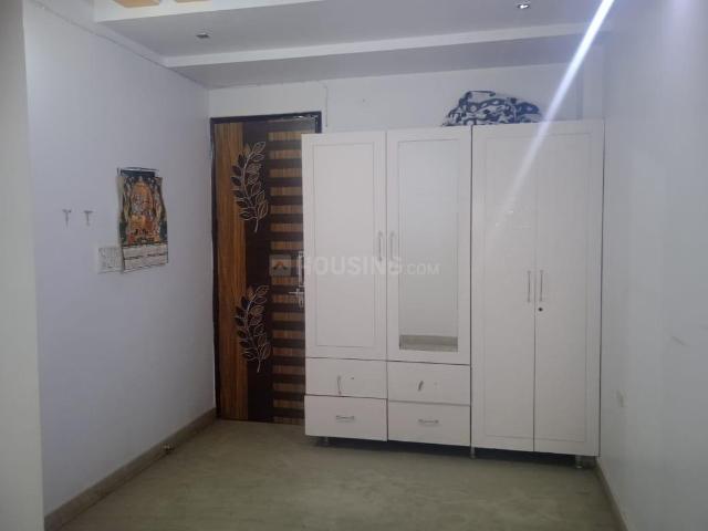 3 BHK Apartment in Sector 9 Rohini for resale New Delhi. The reference number is 20681327