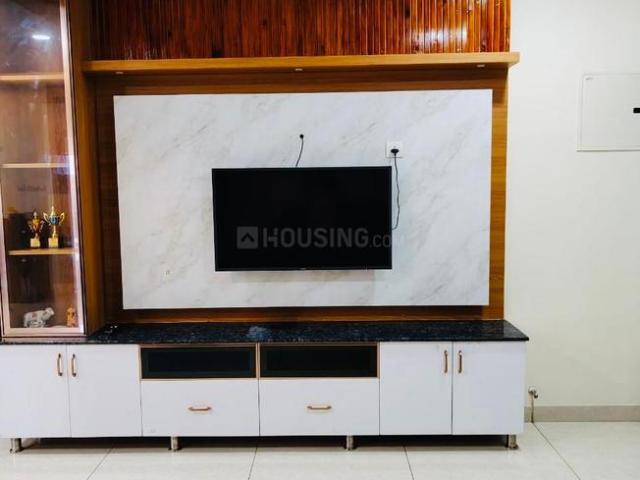 3 BHK Apartment in Serilingampally for rent Hyderabad. The reference number is 21184753