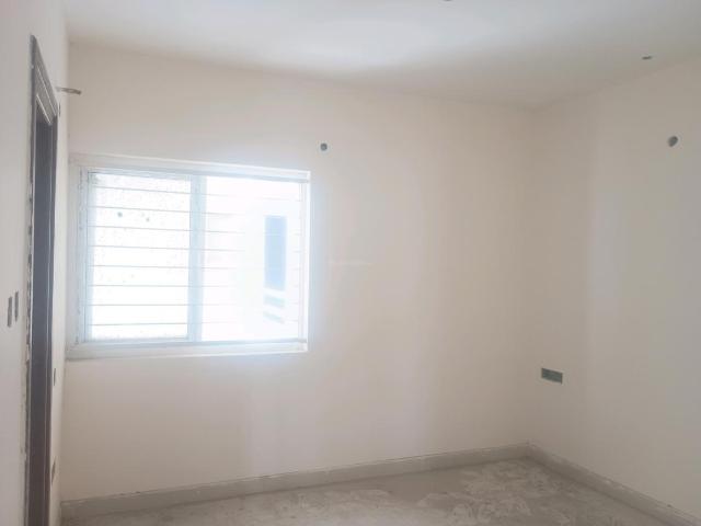 3 BHK Apartment in Serilingampally for resale Hyderabad. The reference number is 21010141