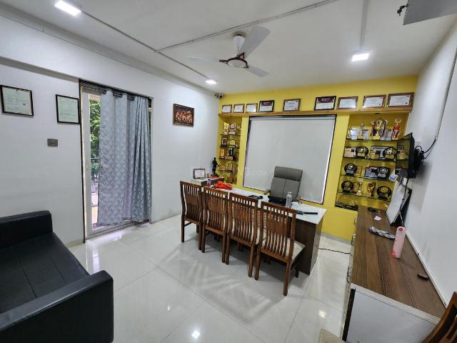 3 BHK Apartment in Shukrawar Peth for rent Pune. The reference number is 20761657