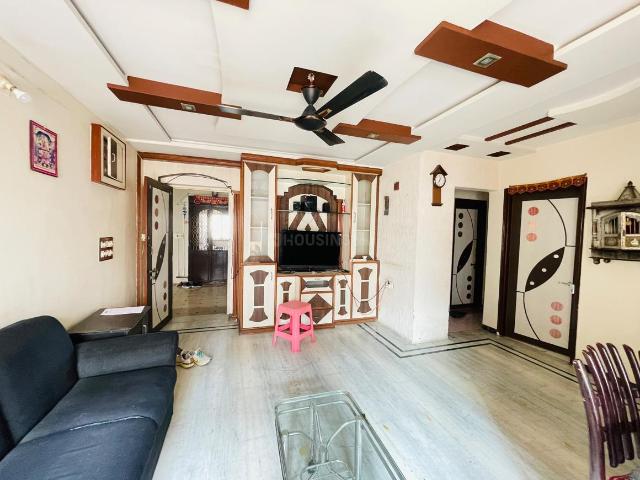 3 BHK Apartment in Shyamal for rent Ahmedabad. The reference number is 18904897