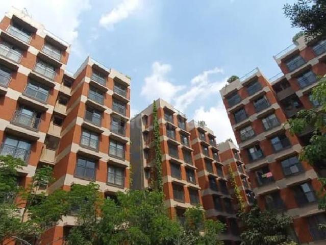 3 BHK Apartment in Shyamal for rent Ahmedabad. The reference number is 19700621
