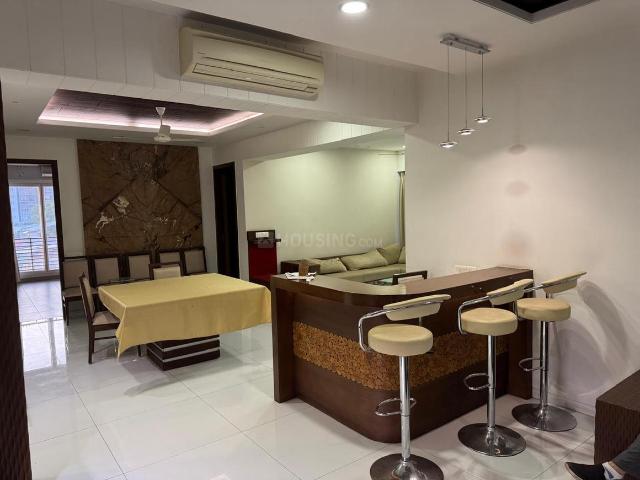 3 BHK Apartment in Shyamal for rent Ahmedabad. The reference number is 19853277