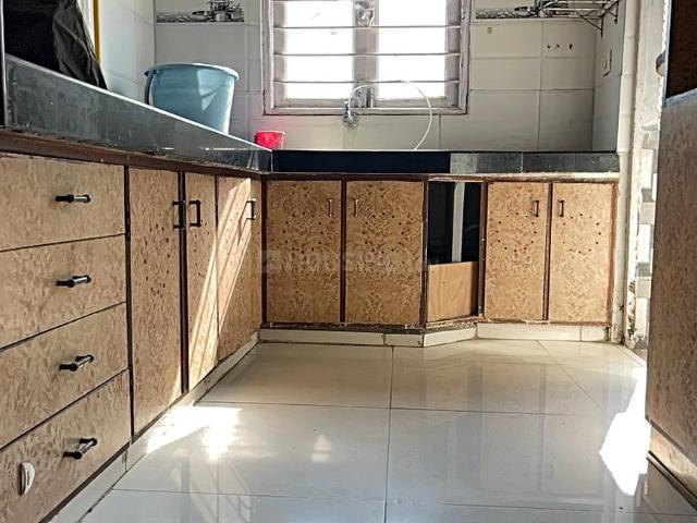 3 BHK Apartment in Shyamal for rent Ahmedabad. The reference number is 19124727