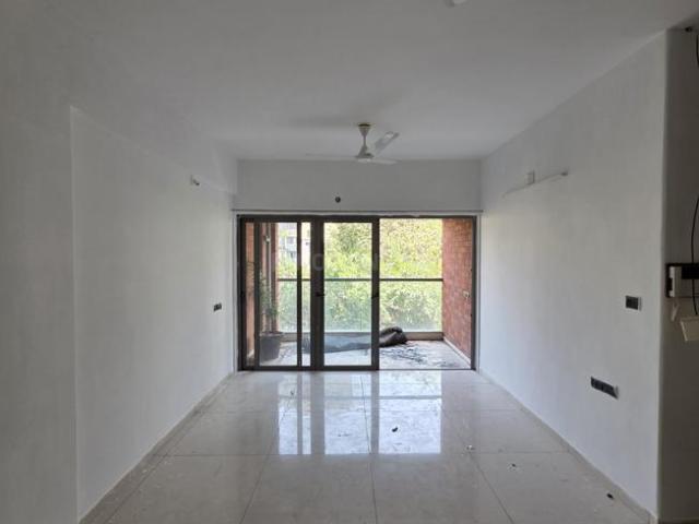 3 BHK Apartment in Shyamal for rent Ahmedabad. The reference number is 20446362