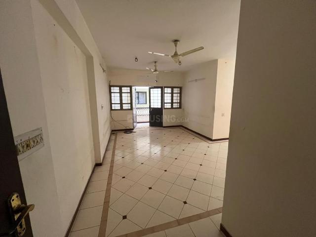 3 BHK Apartment in Shyamal for rent Ahmedabad. The reference number is 20926672