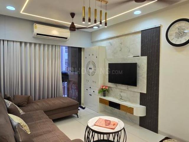 3 BHK Apartment in Shyamal for rent Ahmedabad. The reference number is 20078975