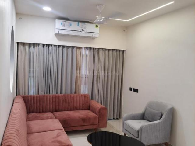 3 BHK Apartment in Shyamal for rent Ahmedabad. The reference number is 21146573