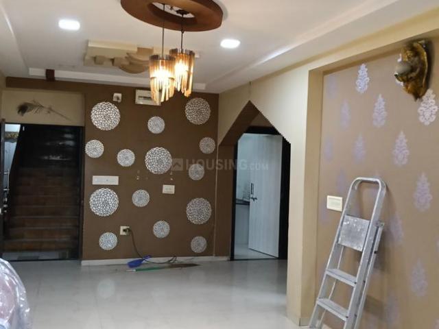 3 BHK Apartment in Shyamal for resale Ahmedabad. The reference number is 20967503