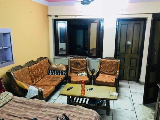 3 BHK Apartment in Shakti Nagar for rent New Delhi. The reference number is 20686507