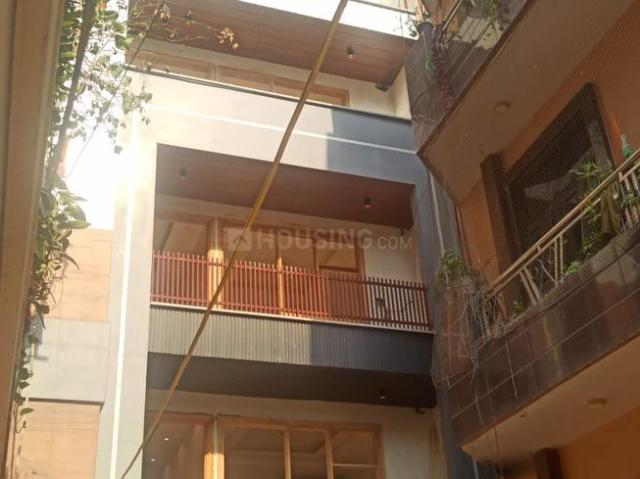 3 BHK Apartment in Shahdara for resale New Delhi. The reference number is 15416194