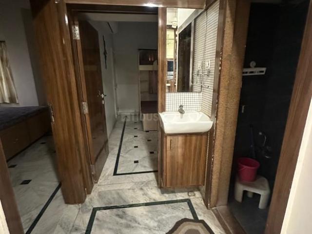 3 BHK Apartment in Shahibaug for rent Ahmedabad. The reference number is 21305358