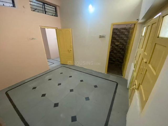 3 BHK Apartment in Shalibanda for rent Hyderabad. The reference number is 20180417