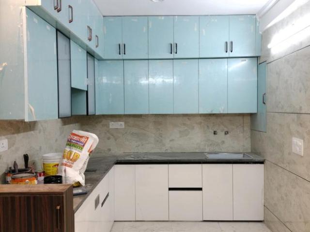3 BHK Apartment in Shalimar Garden for resale Ghaziabad. The reference number is 16712819