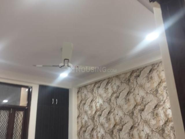 3 BHK Apartment in Shalimar Garden for resale Ghaziabad. The reference number is 19308611