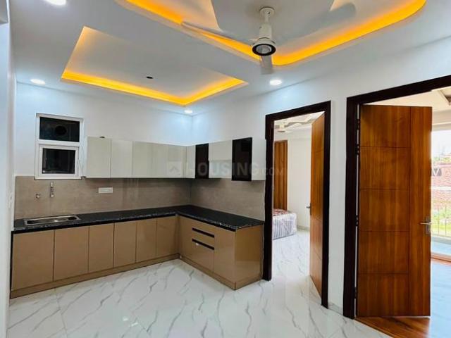 3 BHK Apartment in Shalimar Garden for resale Ghaziabad. The reference number is 19518663