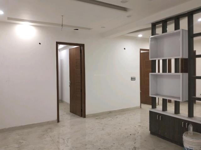 3 BHK Apartment in Shalimar Garden for resale Ghaziabad. The reference number is 19970028