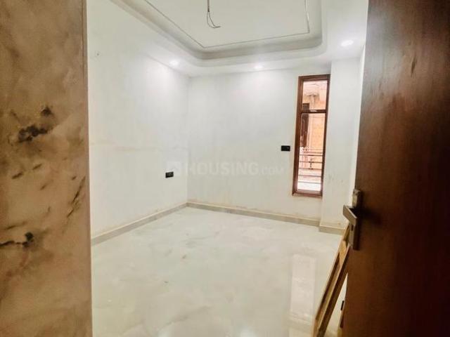 3 BHK Apartment in Shalimar Garden for resale Ghaziabad. The reference number is 21134783