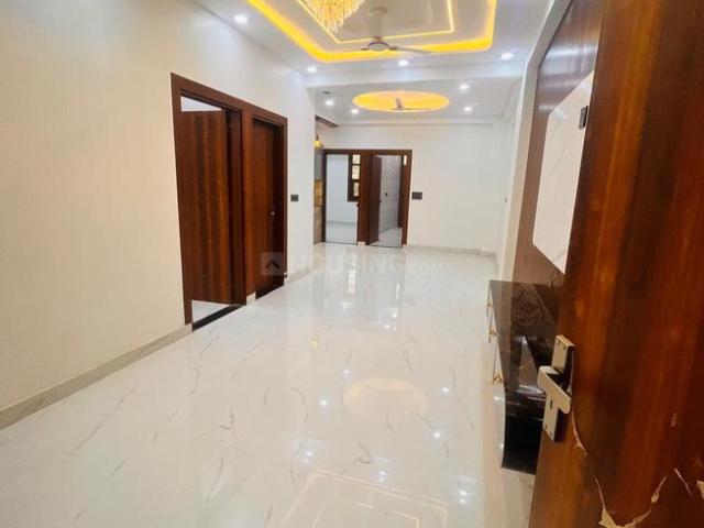 3 BHK Apartment in Shalimar Garden for resale Ghaziabad. The reference number is 21135084