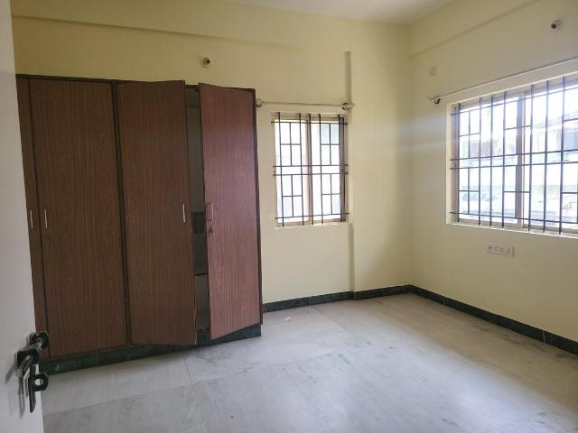 3 BHK Apartment in Shanti Nagar for rent Bengaluru. The reference number is 21117851