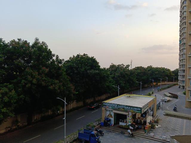 3 BHK Apartment in Shantigram for rent Ahmedabad. The reference number is 20485953