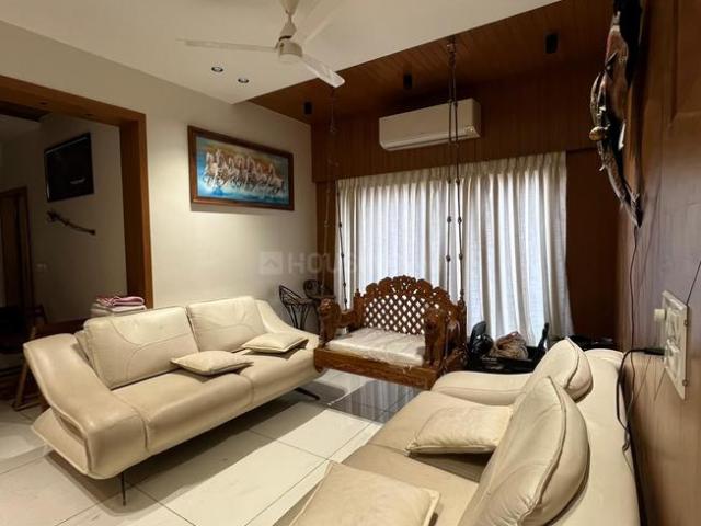 3 BHK Apartment in Shantigram for rent Ahmedabad. The reference number is 21032250