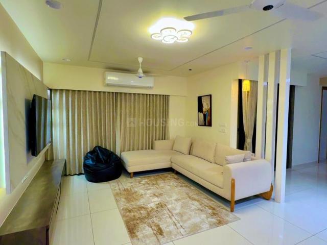 3 BHK Apartment in Shantigram for rent Ahmedabad. The reference number is 21041503