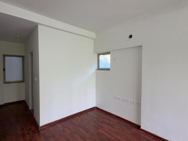 3 BHK Apartment in Shantigram for rent Ahmedabad. The reference number is 21242031