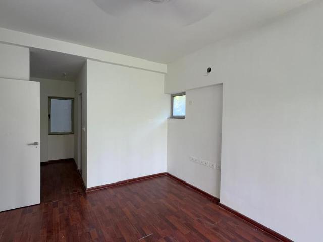 3 BHK Apartment in Shantigram for rent Ahmedabad. The reference number is 21242131