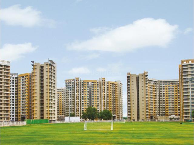 3 BHK Apartment in Shantigram for resale Ahmedabad. The reference number is 17095028