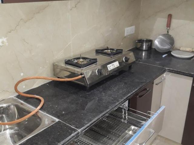 3 BHK Apartment in Shastri Nagar for rent Kanpur. The reference number is 20913188