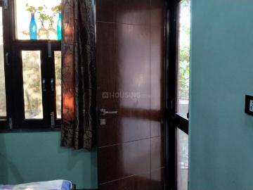 3 BHK Apartment in Shastri Nagar for resale New Delhi. The reference number is 19697170