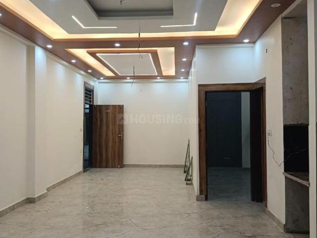 3 BHK Apartment in Shastri Nagar for resale Ghaziabad. The reference number is 20018033