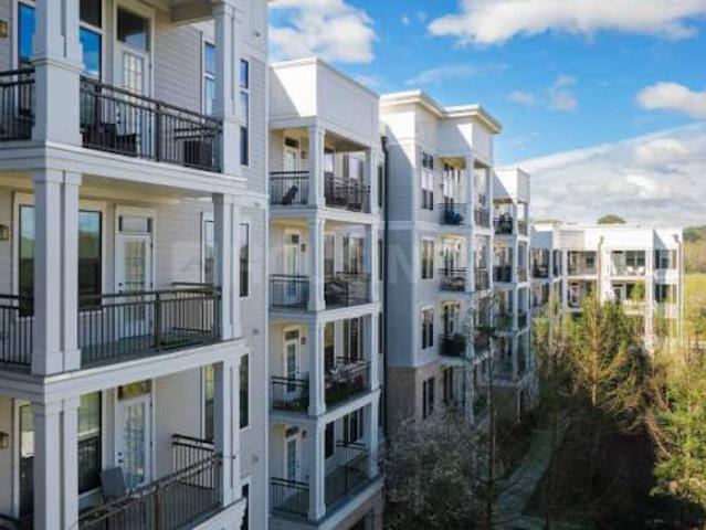 3 BHK Apartment in Shastripuram for resale Agra. The reference number is 21026441