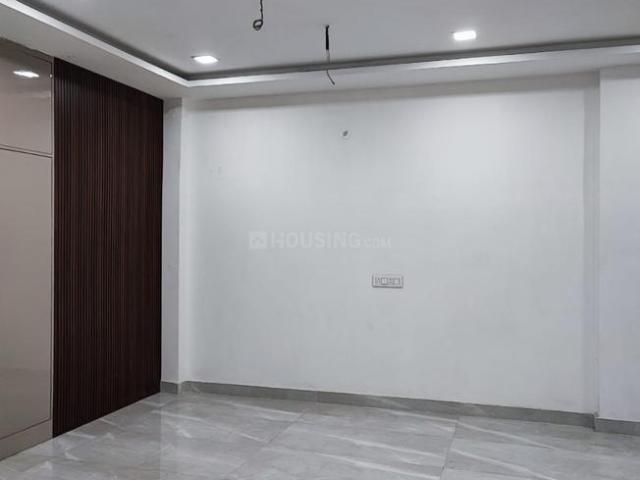 3 BHK Apartment in Sharda Nagar for resale Kanpur. The reference number is 21086879