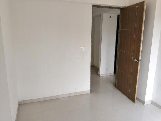 3 BHK Apartment in Shela for rent Ahmedabad. The reference number is 18287997