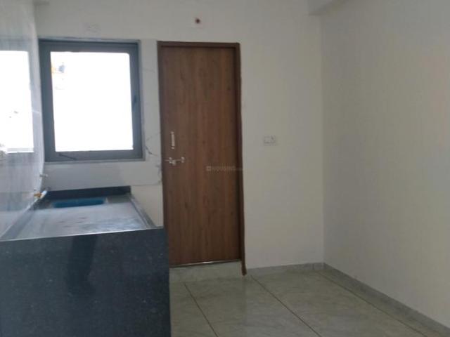3 BHK Apartment in Shela for rent Ahmedabad. The reference number is 18293554
