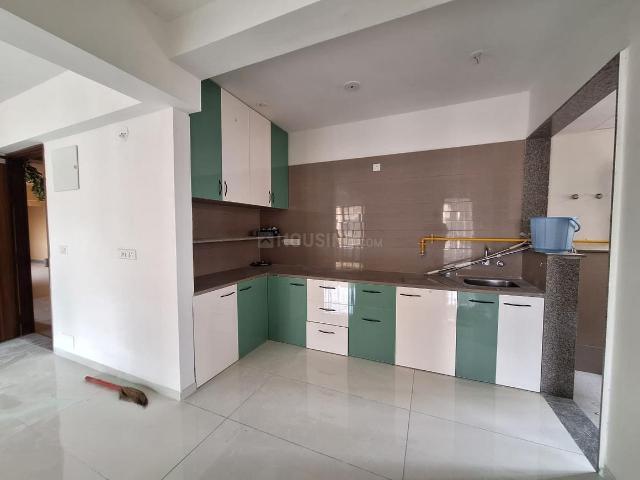 3 BHK Apartment in Shela for rent Ahmedabad. The reference number is 18304074