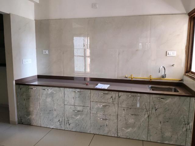 3 BHK Apartment in Shela for rent Ahmedabad. The reference number is 18554570