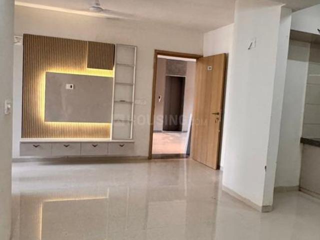 3 BHK Apartment in Shela for rent Ahmedabad. The reference number is 18595705