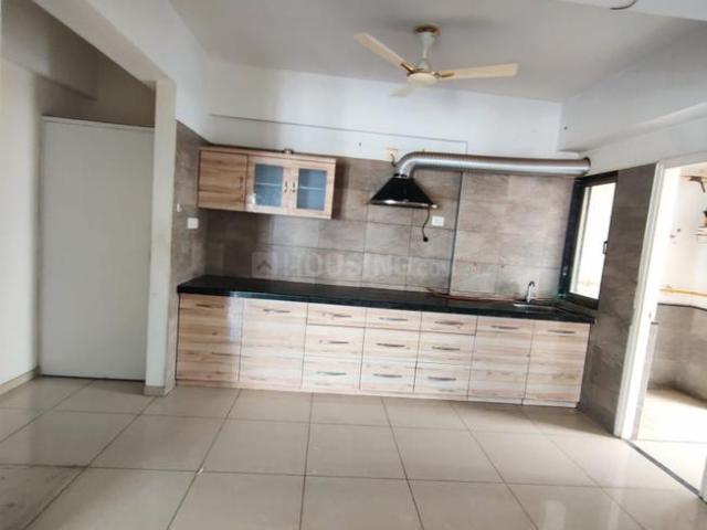 3 BHK Apartment in Shela for rent Ahmedabad. The reference number is 18605995