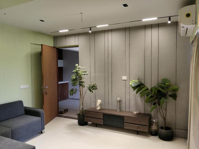 3 BHK Apartment in Shela for rent Ahmedabad. The reference number is 20013623