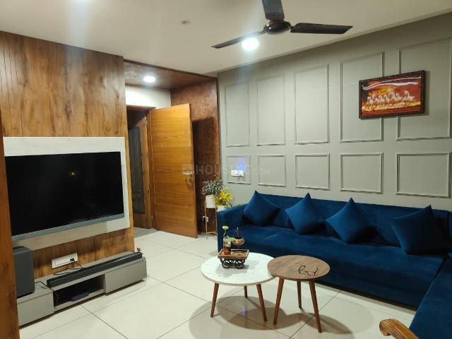 3 BHK Apartment in Shela for rent Ahmedabad. The reference number is 20258173