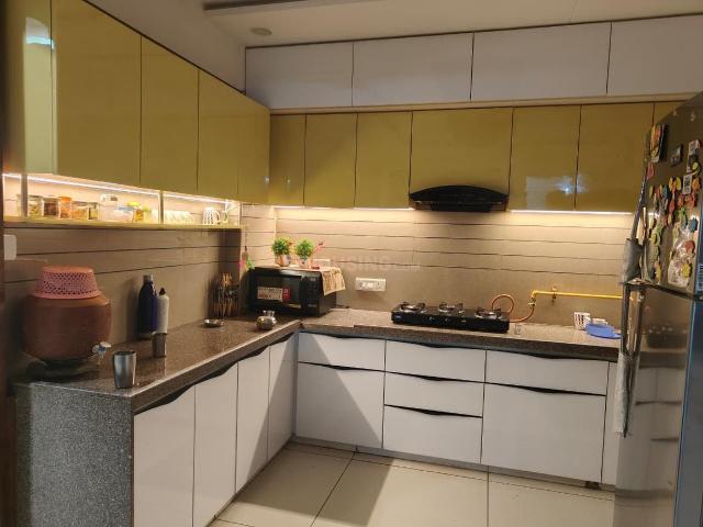 3 BHK Apartment in Shela for rent Ahmedabad. The reference number is 20461515