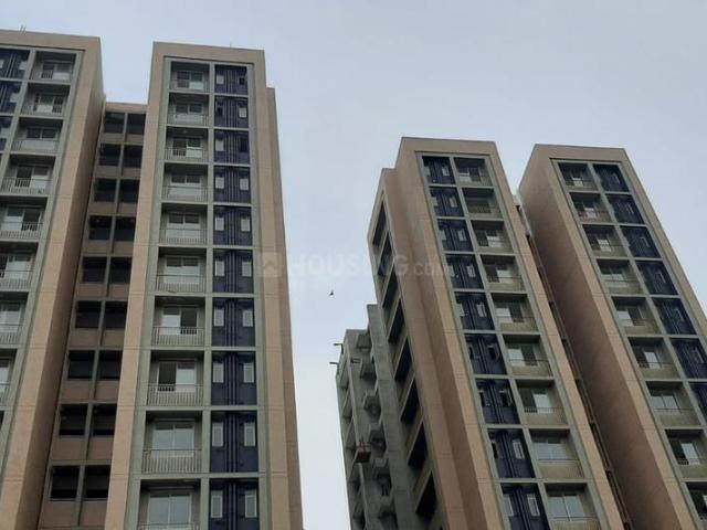 3 BHK Apartment in Shela for rent Ahmedabad. The reference number is 21099029