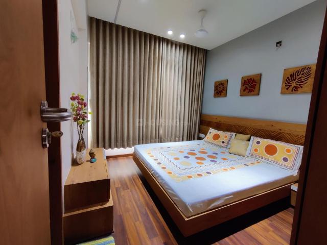 3 BHK Apartment in Shela for rent Ahmedabad. The reference number is 21187330