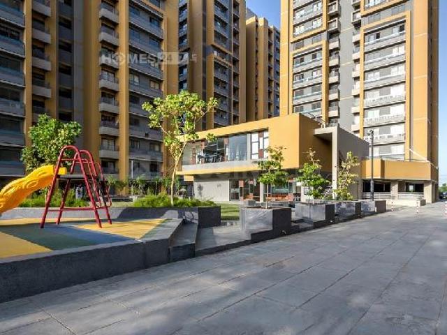 3 BHK Apartment in Shela for resale Ahmedabad. The reference number is 12181253