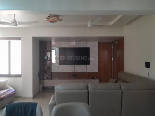 3 BHK Apartment in Shela for resale Ahmedabad. The reference number is 21222513