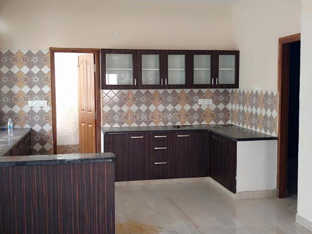3 BHK Apartment in Sheshadripuram for rent Bengaluru. The reference number is 21207973
