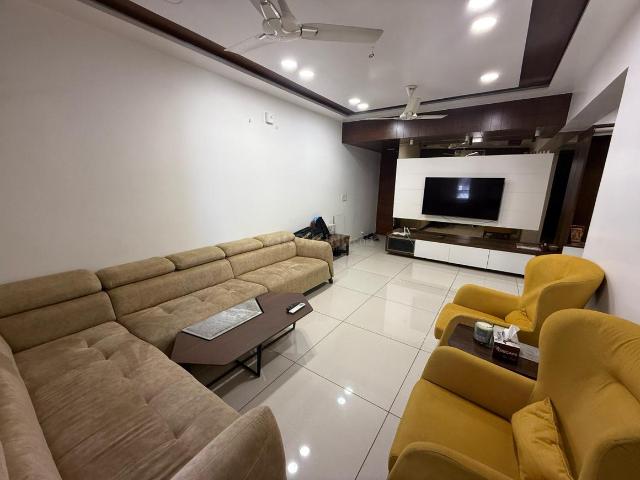 3 BHK Apartment in Shilaj for rent Ahmedabad. The reference number is 20777309